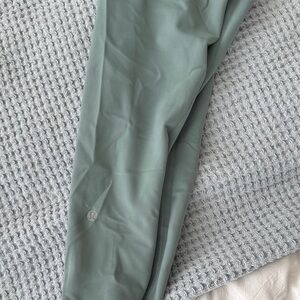 lululemon athletica Wunder Under Leggings 25 inches